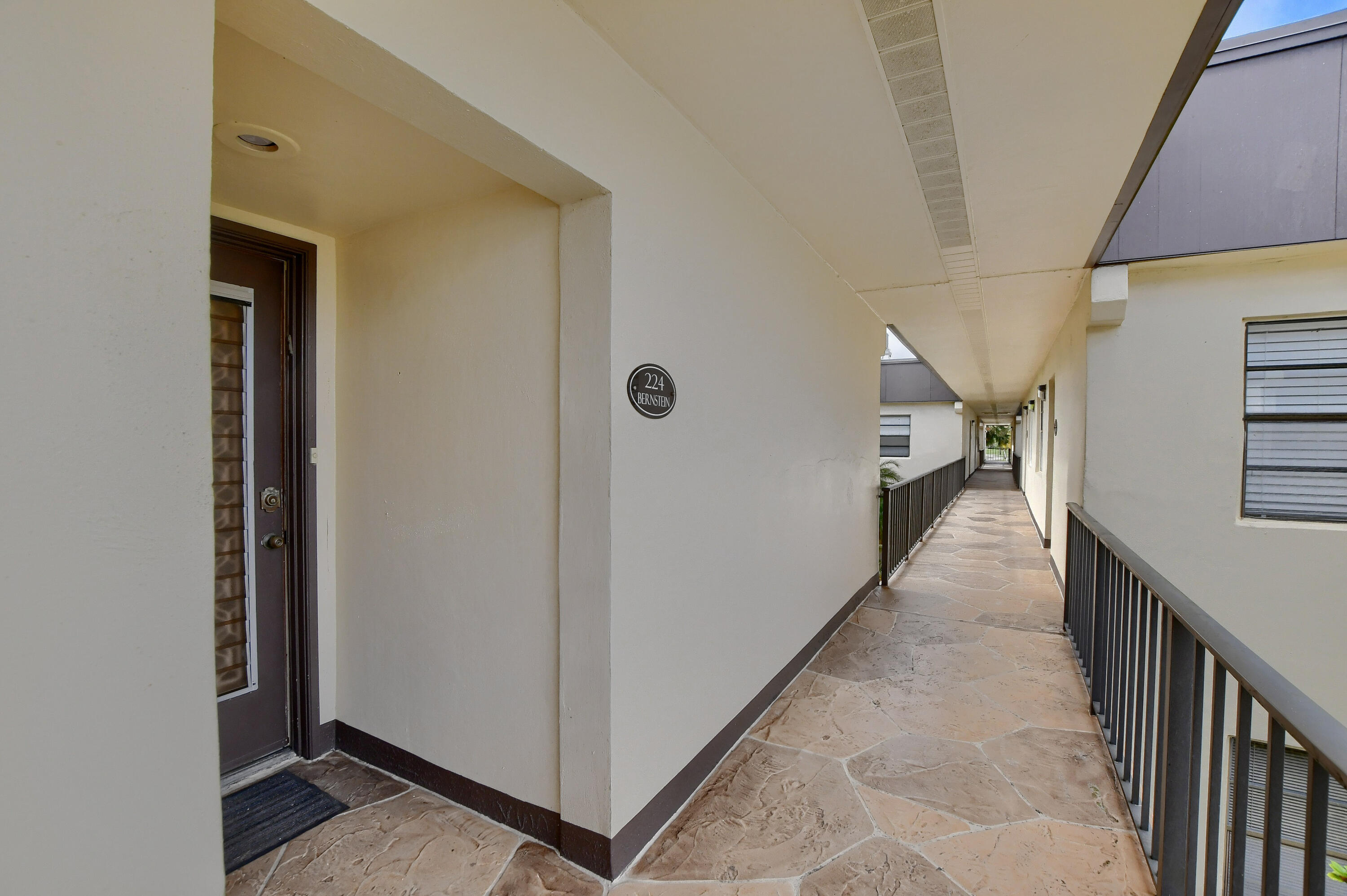 224 Capri East, Unit 224 Delray Beach, FL 33484 - Photo 27 of 68 EBF_0923-HDR(5)