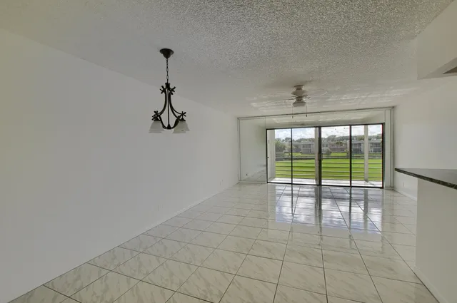 $2,500 | 224 Capri East, Unit 224, Delray Beach, FL 33484