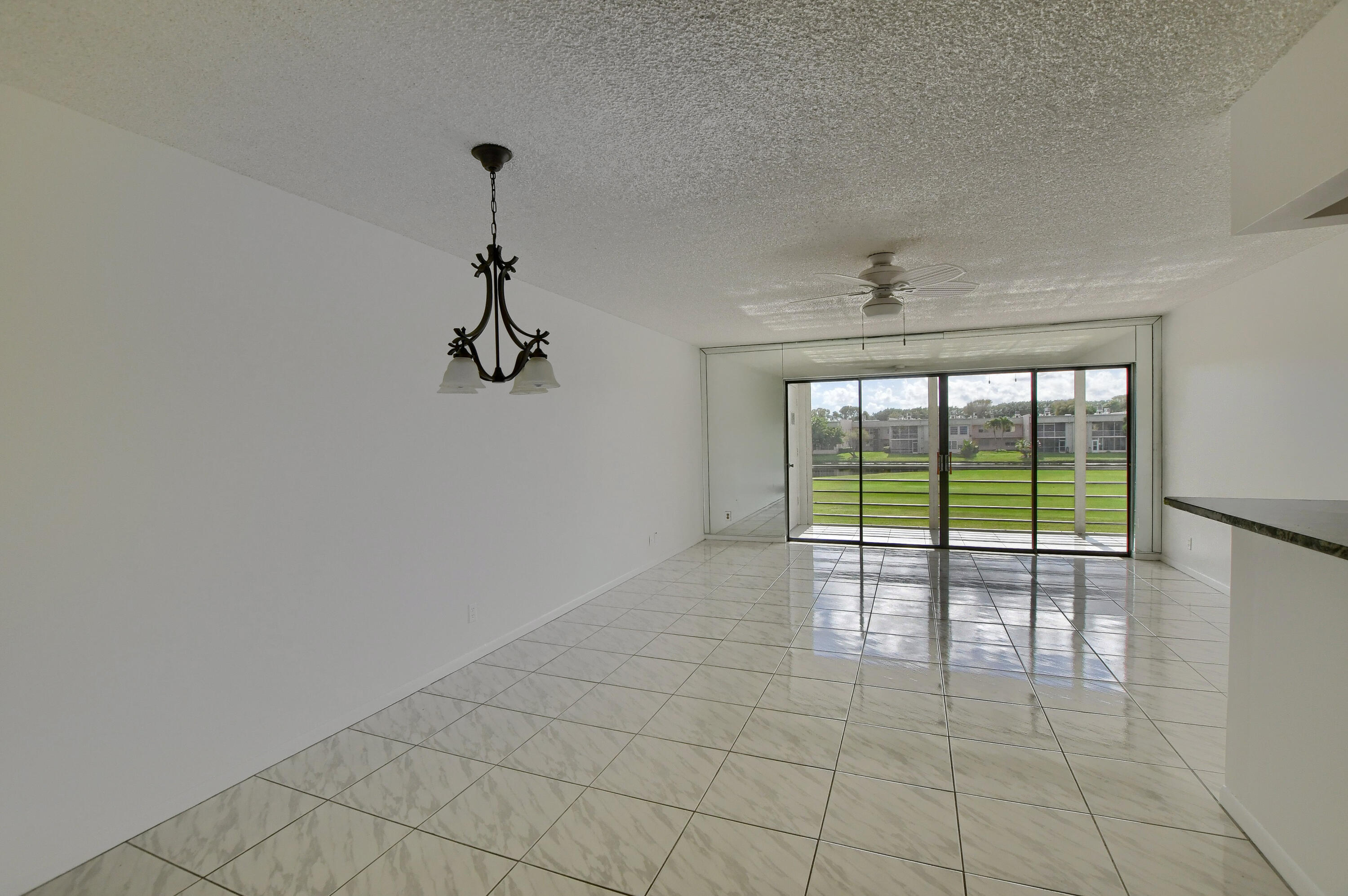 224 Capri East, Unit 224 Delray Beach, FL 33484 - Photo 6 of 68 EBF_0928-HDR(5)