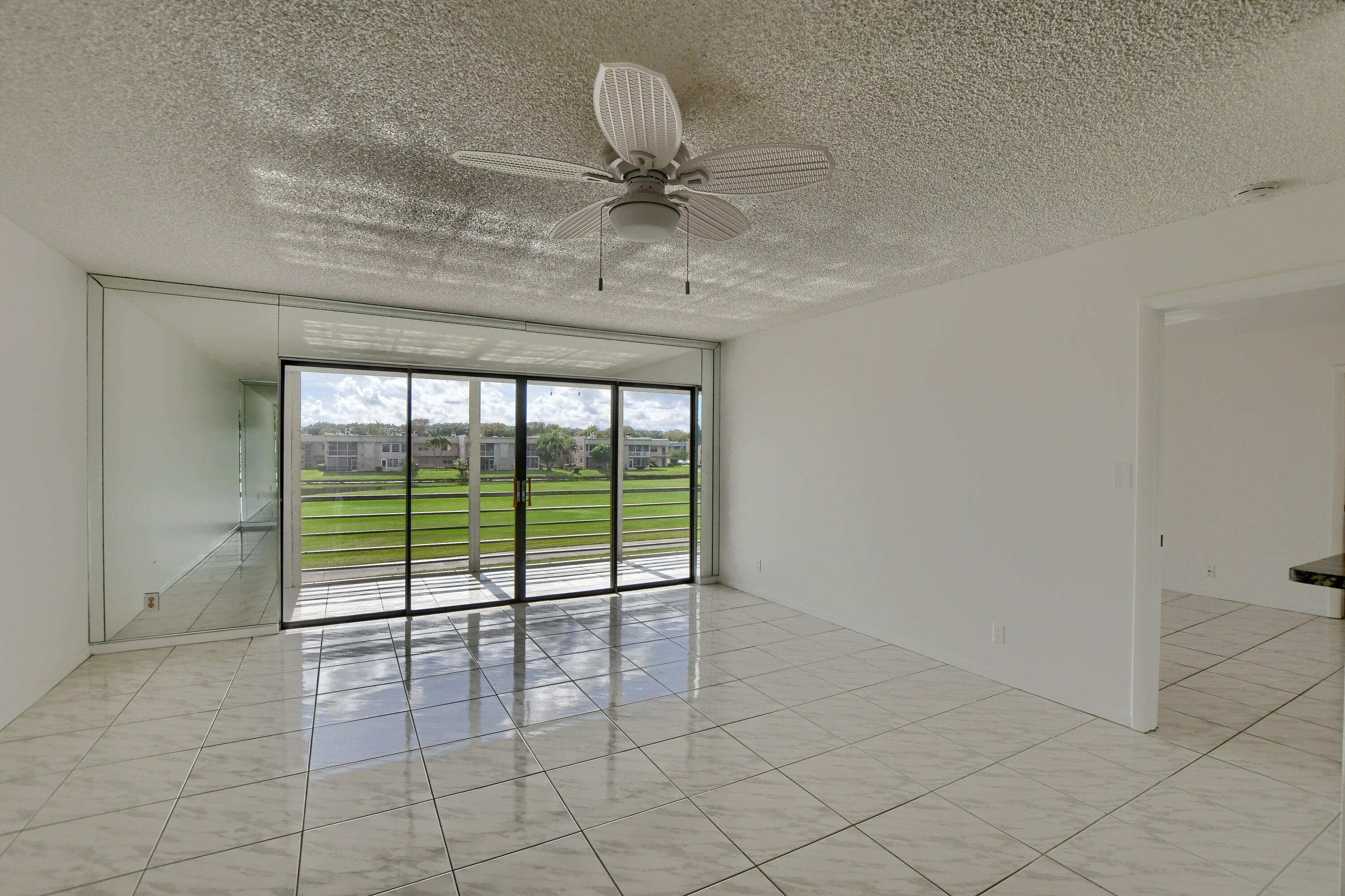 224 Capri East, Unit 224 Delray Beach, FL 33484 - Photo 7 of 68 EBF_0933-HDR(5)