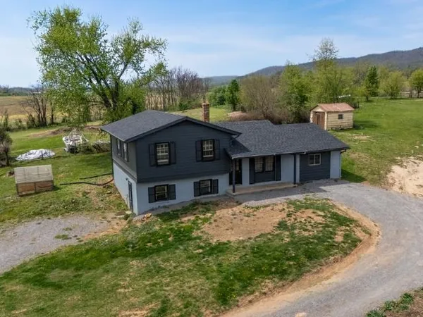 $399,000 | 7149 Joseph Funk Lane, Singers Glen, VA 22850