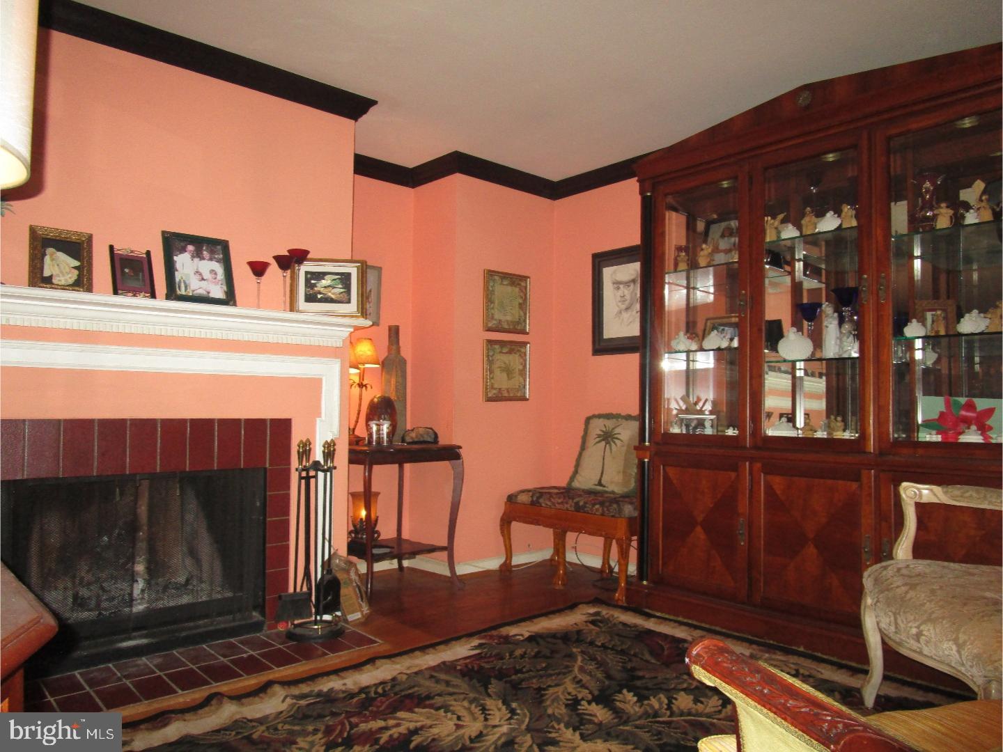 101 Ridge Avenue Newark, DE 19711 - Photo 5 of 20 Living Room