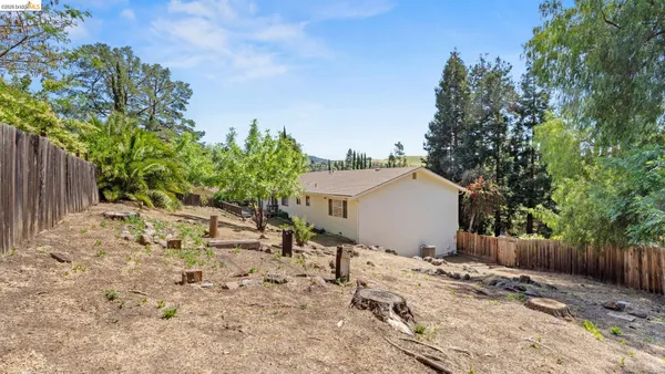 $999,000 | 1159 Everett Court, Concord, CA 94518