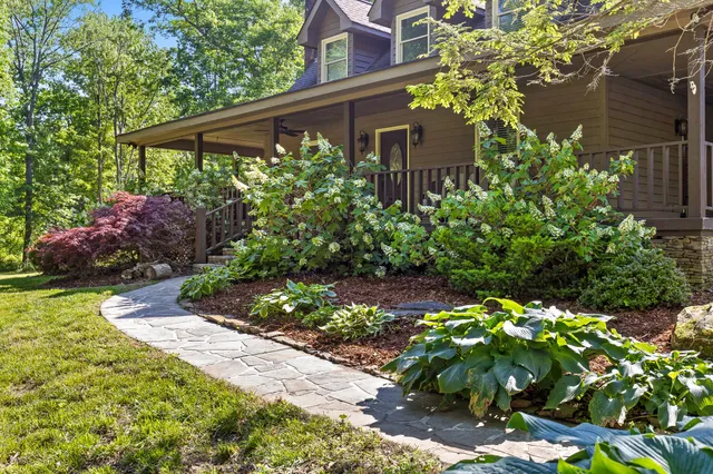 $1,200,000 | 8316 Hixson Springs Road, Signal Mountain, TN 37377