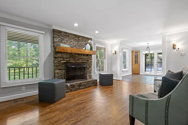 $1,200,000 | 8316 Hixson Springs Road, Signal Mountain, TN 37377