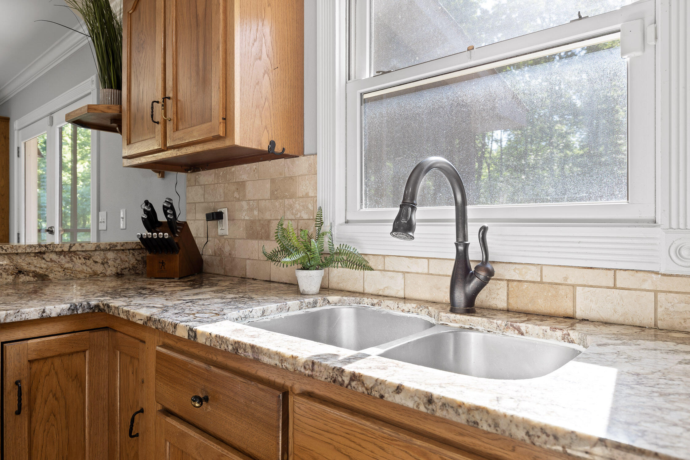 8316 Hixson Springs Road Signal Mountain, TN 37377 - Photo 25 of 94 Hixson-12