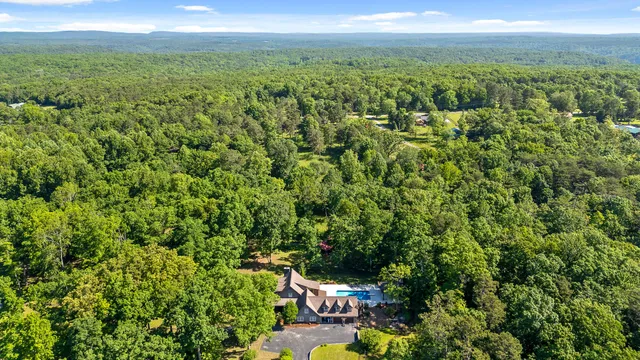 $1,200,000 | 8316 Hixson Springs Road, Signal Mountain, TN 37377