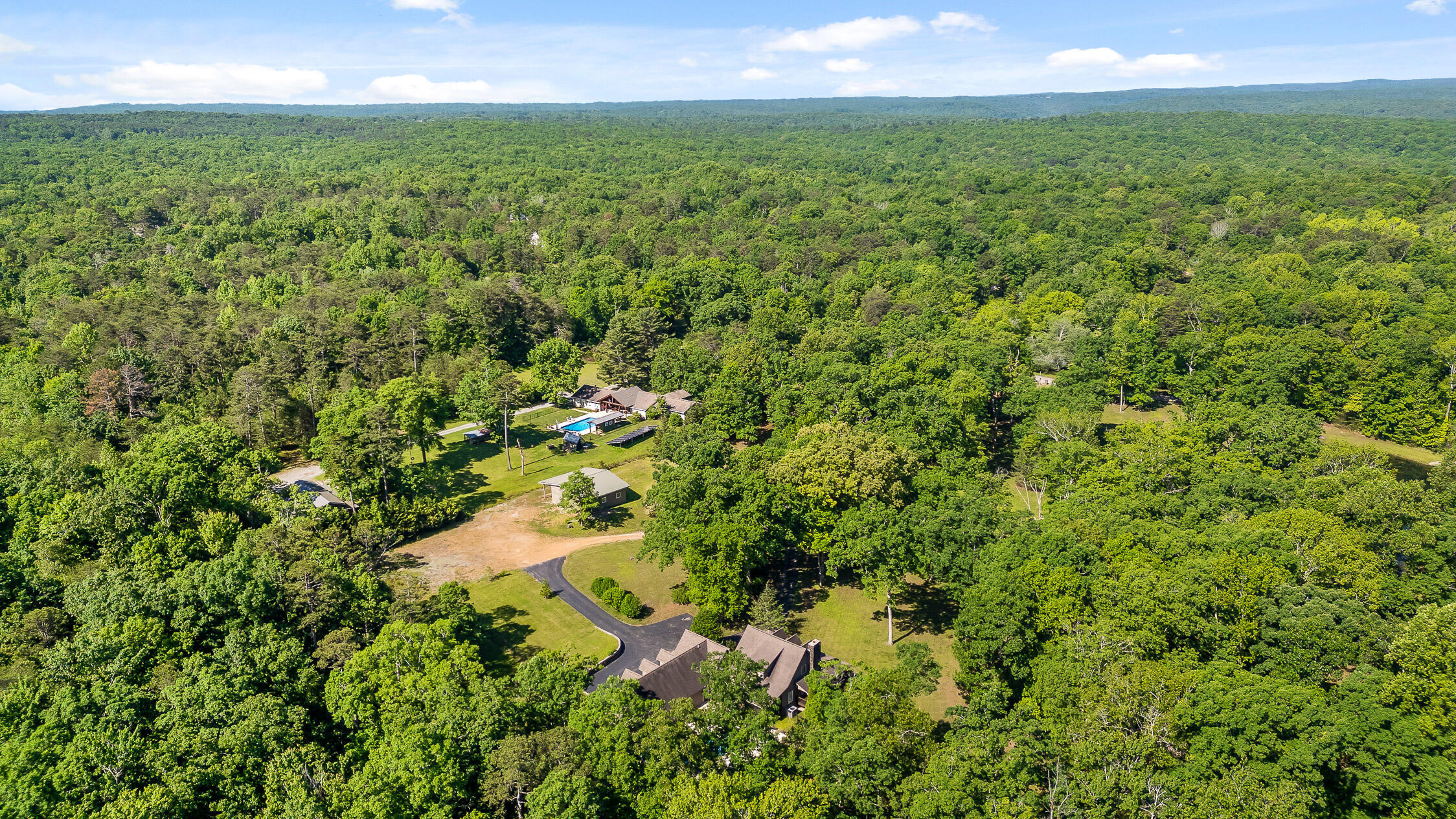 8316 Hixson Springs Road Signal Mountain, TN 37377 - Photo 63 of 94 Hixson-61