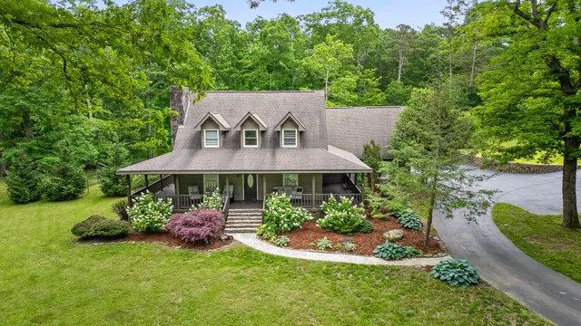 $1,200,000 | 8316 Hixson Springs Road, Signal Mountain, TN 37377
