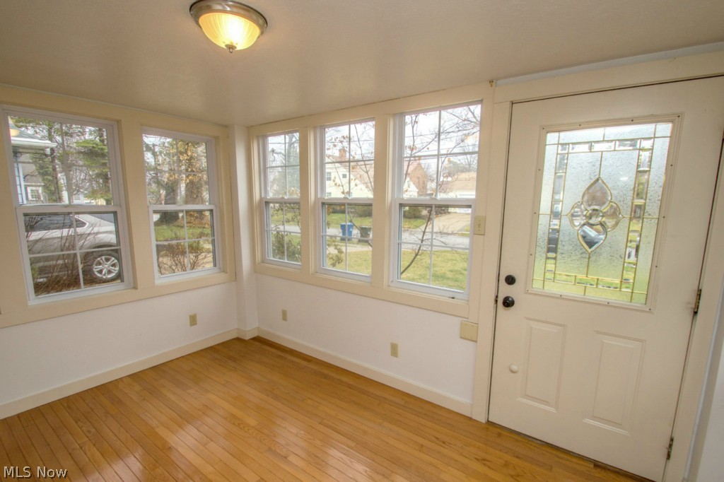 396 Forestview Road Bay Village, OH 44140 - Photo 2 of 24 Gallery Image 2