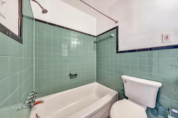 $204,999 | 3203 Roundhill Avenue Northwest, Roanoke, VA 24012