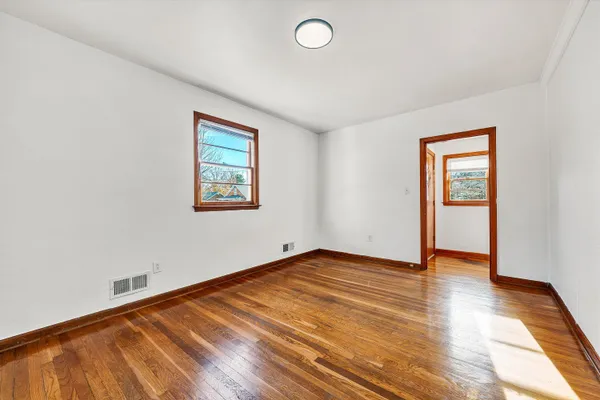 $204,999 | 3203 Roundhill Avenue Northwest, Roanoke, VA 24012