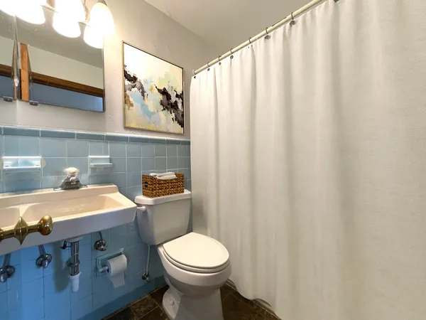 $204,999 | 3203 Roundhill Avenue Northwest, Roanoke, VA 24012