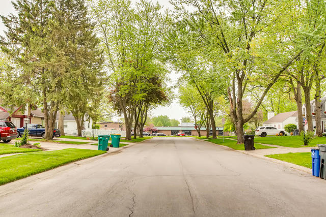 92 Ingleshire Road Montgomery, IL 60538 - Photo 18 of 19