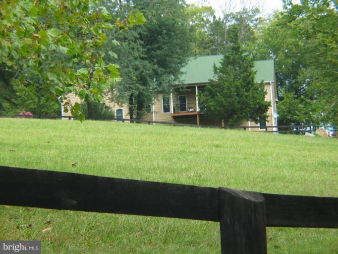 10917 Lees Mill Road Warrenton, VA 20186 - Photo 2 of 17 Front View