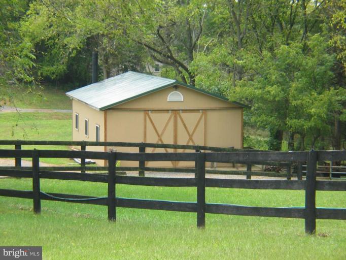 10917 Lees Mill Road Warrenton, VA 20186 - Photo 12 of 17 Workshop