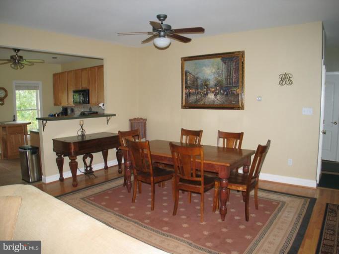 10917 Lees Mill Road Warrenton, VA 20186 - Photo 6 of 17 Dining Area