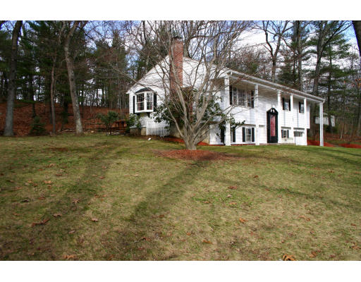 704 Concord Road Marlborough, MA 01752 - Photo 2 of 8 Gallery Image 2