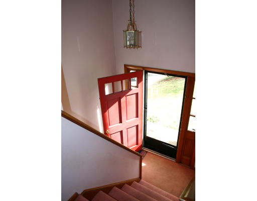 704 Concord Road Marlborough, MA 01752 - Photo 4 of 8 Gallery Image 4