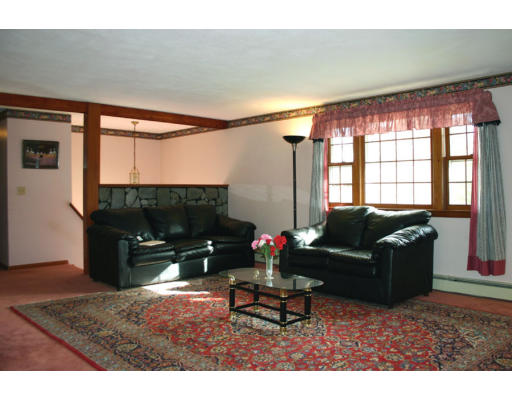 704 Concord Road Marlborough, MA 01752 - Photo 5 of 8 Gallery Image 5