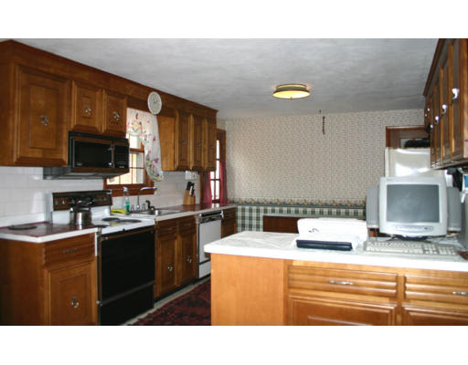 704 Concord Road Marlborough, MA 01752 - Photo 6 of 8 Gallery Image 6
