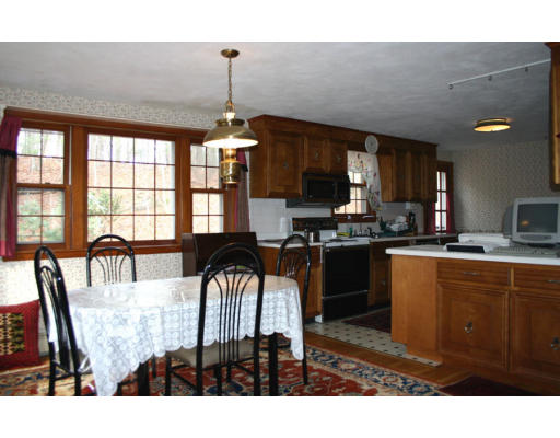 704 Concord Road Marlborough, MA 01752 - Photo 7 of 8 Gallery Image 7