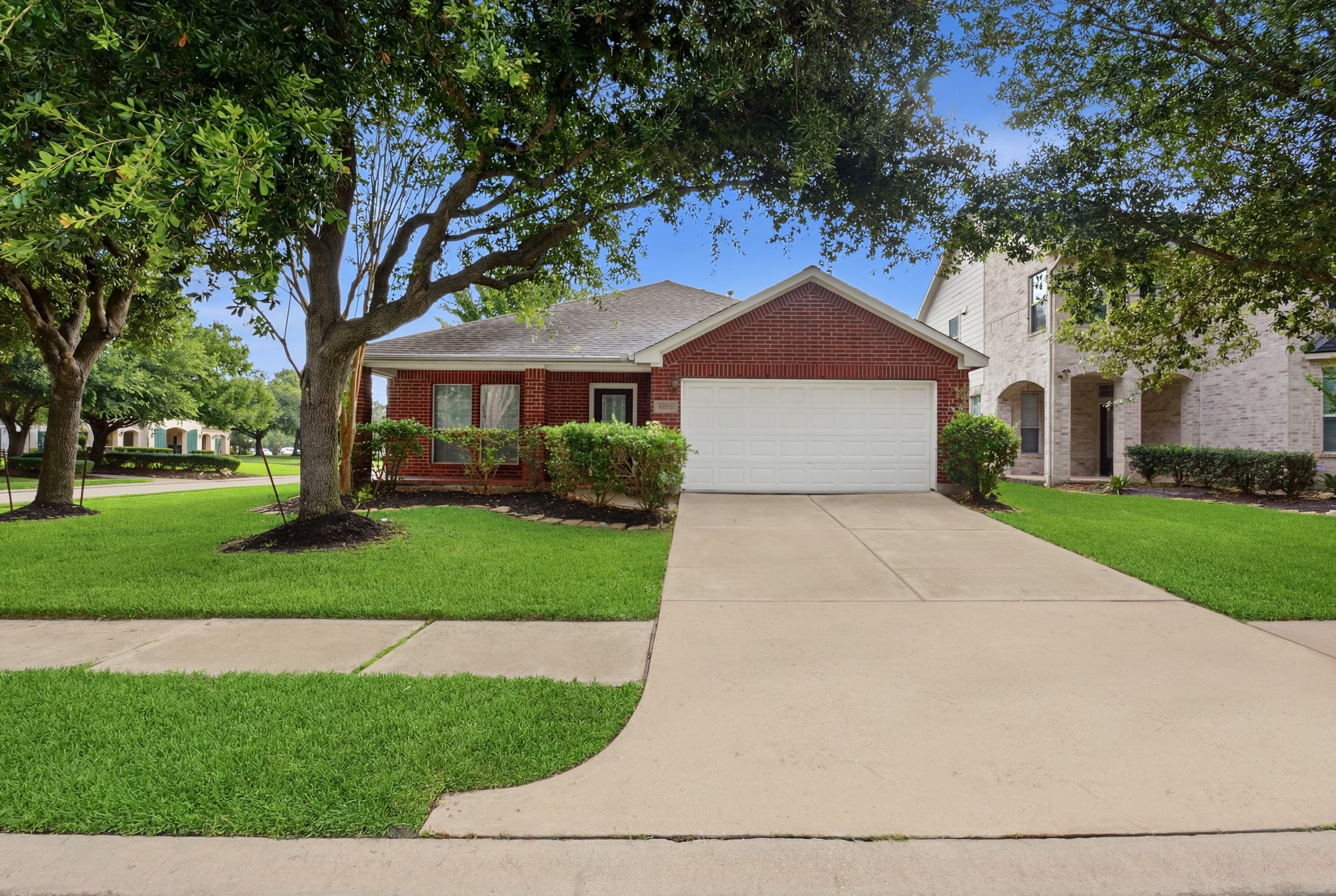 19226 Countryhills Court Spring, TX 77388 - Photo 3 of 50