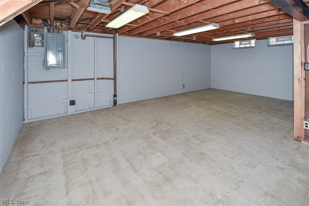 14000 Newton Road Cleveland, OH 44130 - Photo 32 of 35