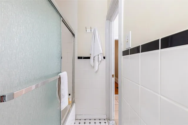 $1,500 | 1402 Westminster Street, Unit 1R, Providence, RI 02909