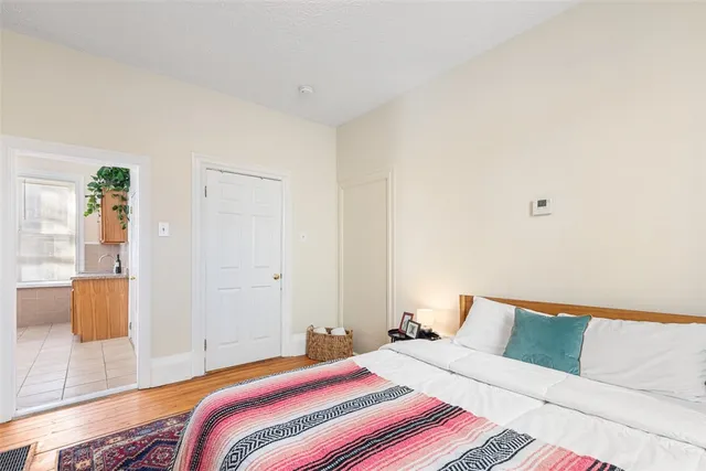 $1,500 | 1402 Westminster Street, Unit 1R, Providence, RI 02909