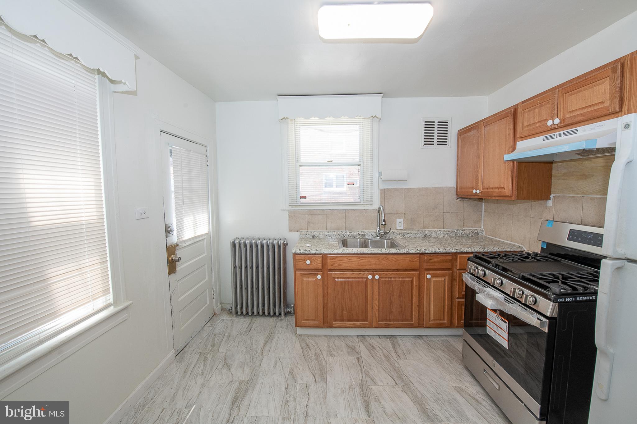 350 Margate Road Upper Darby, PA 19082 - Photo 13 of 35