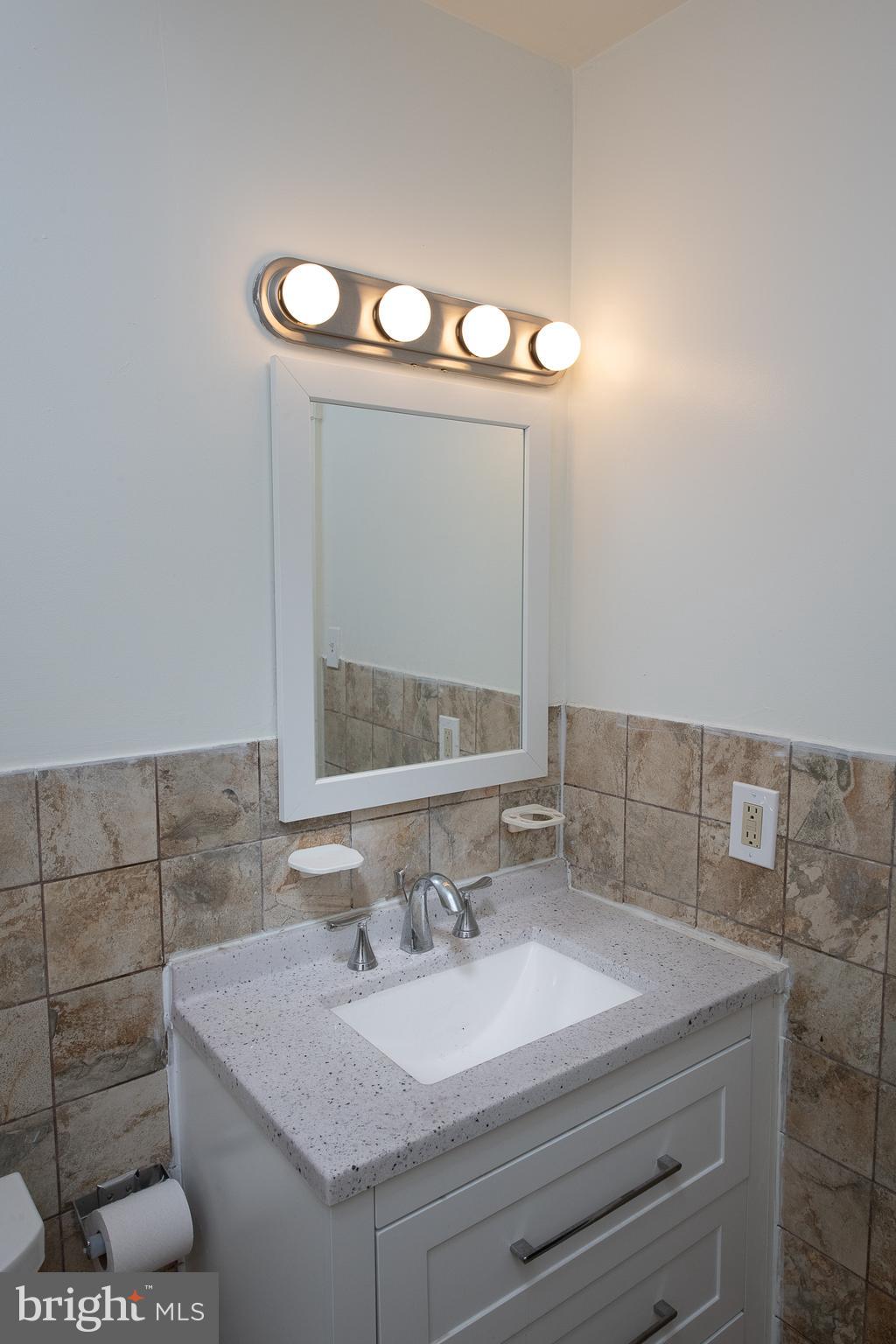 350 Margate Road Upper Darby, PA 19082 - Photo 19 of 35