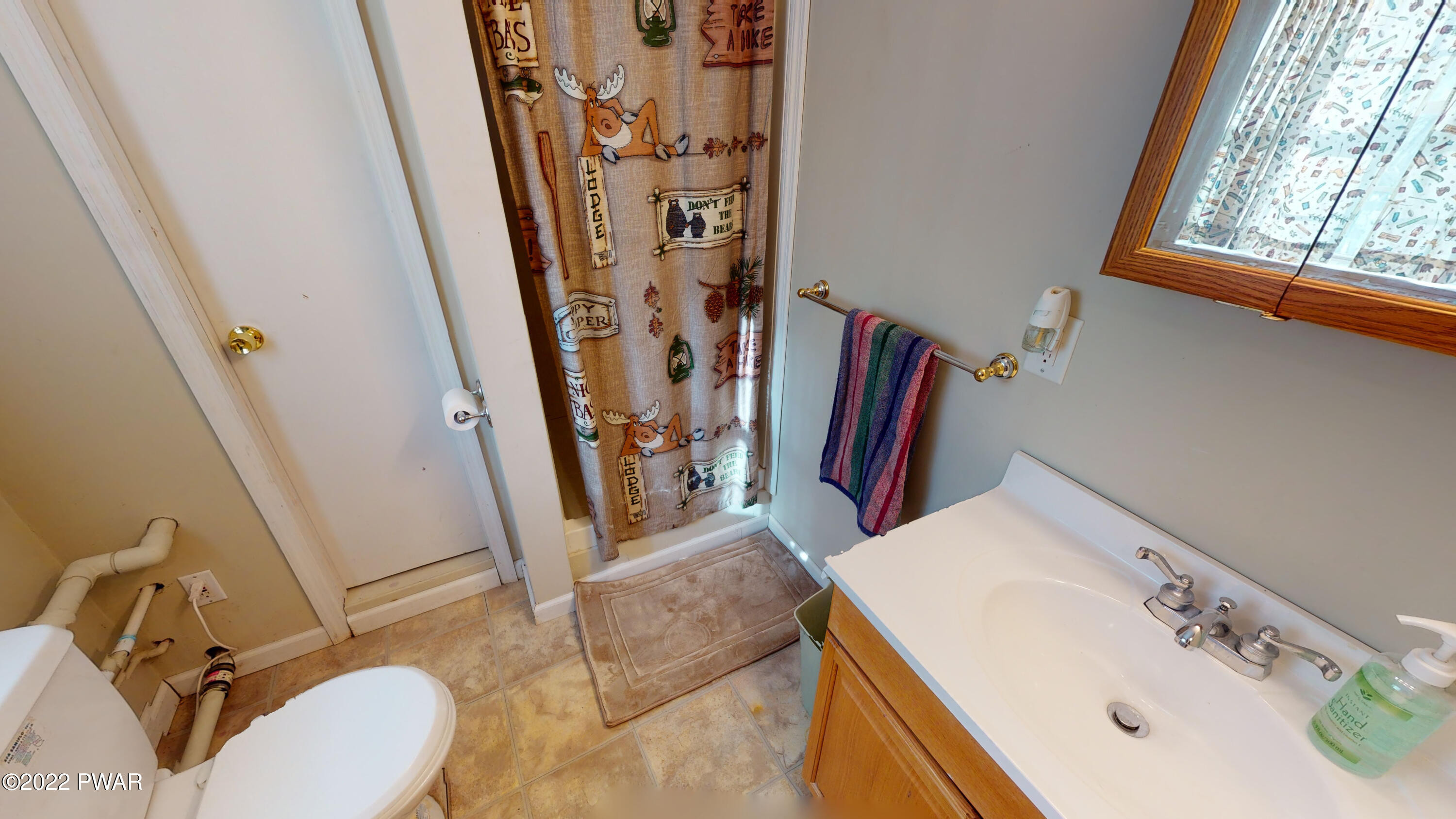 144 Rabbit Run Milford, PA 18337 - Photo 30 of 50 32 Lower Level Bathroom