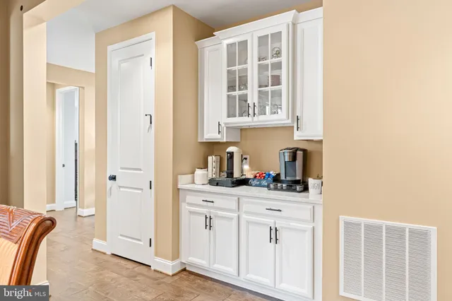 $630,000 | 102 Maribel Lane, York, PA 17403