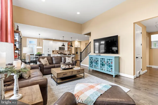 $630,000 | 102 Maribel Lane, York, PA 17403