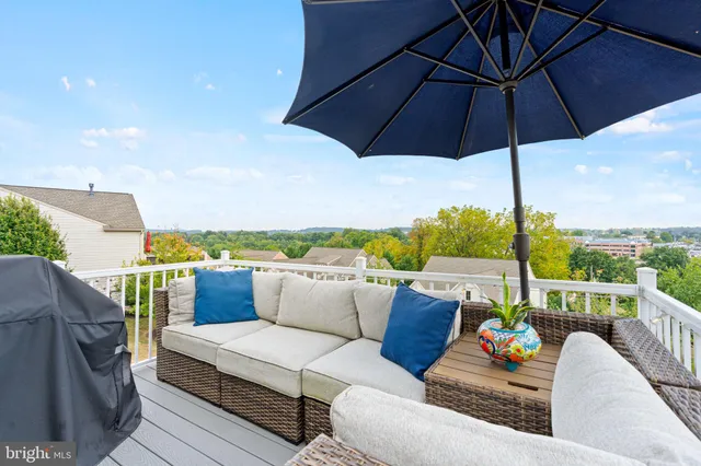 $630,000 | 102 Maribel Lane, York, PA 17403