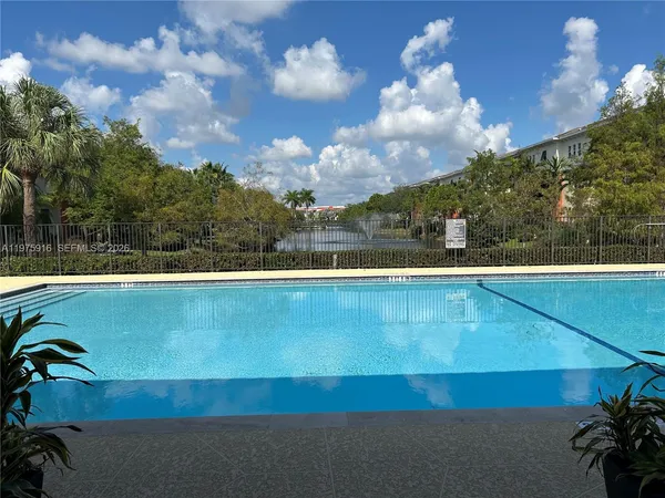 $2,900 | 259 Southwest 7th Court, Pompano Beach, FL 33060