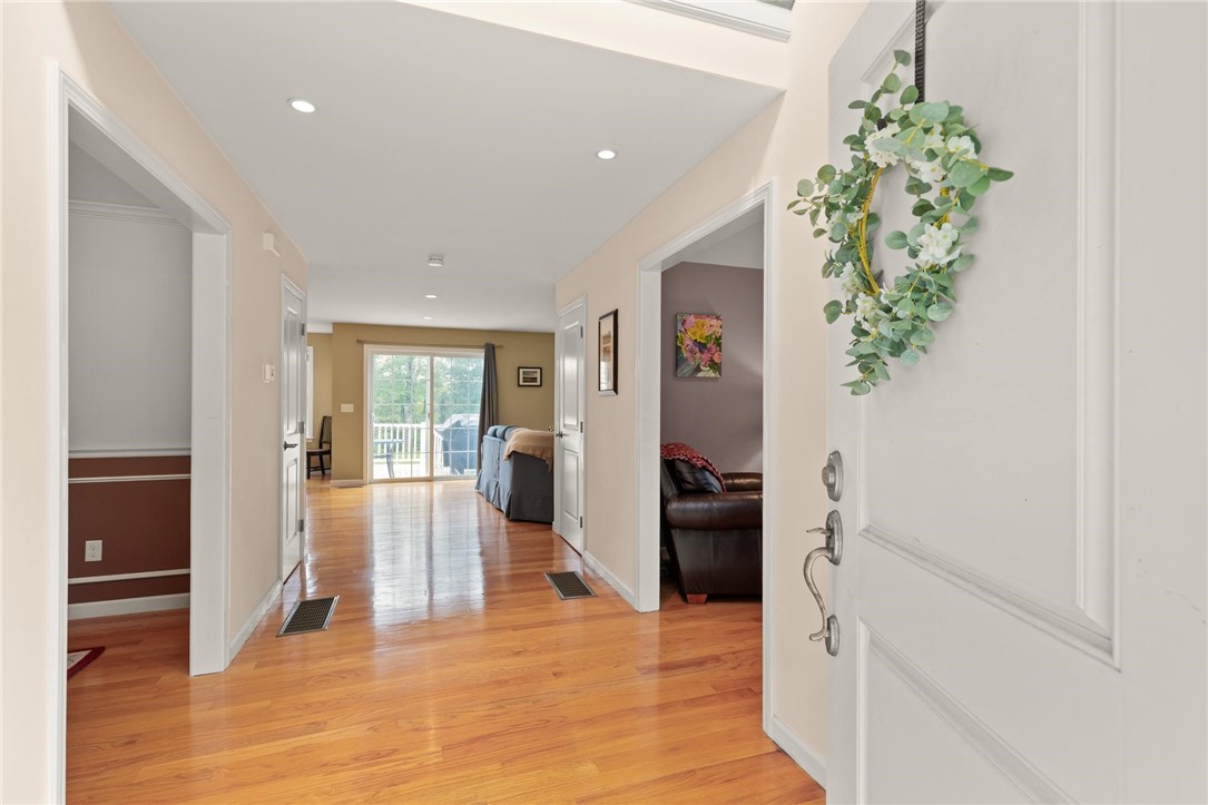457 Cottrell Road Tiverton, RI 02878 - Photo 3 of 34 Gallery Image 3