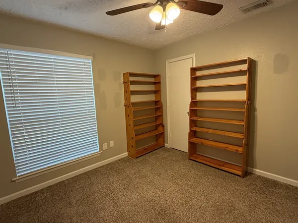 $2,149 | 306 Flora Vista Drive, Houston, TX 77598
