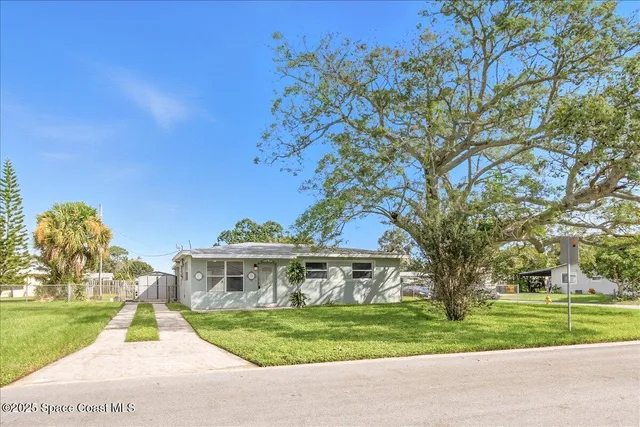 $239,000 | 300 West Rutgers Street, Melbourne, FL 32901