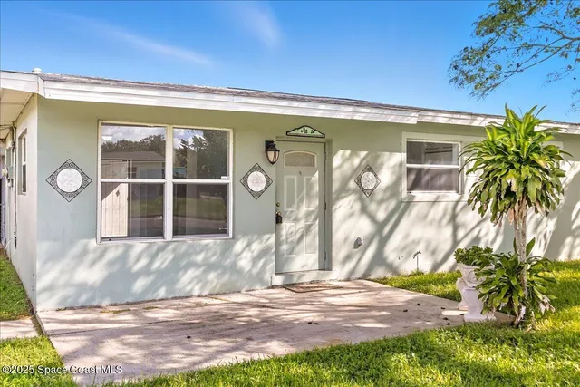 $239,000 | 300 West Rutgers Street, Melbourne, FL 32901