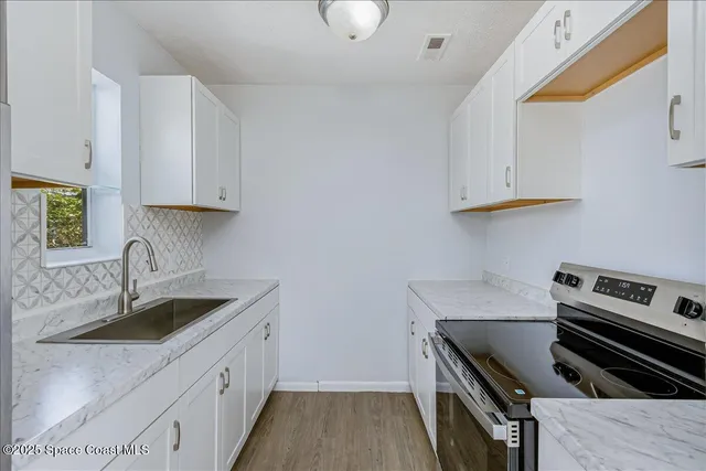 $239,000 | 300 West Rutgers Street, Melbourne, FL 32901