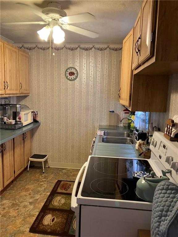 5316 Baptist Road Pittsburgh, PA 15236 - Photo 7 of 20 Gallery Image 7