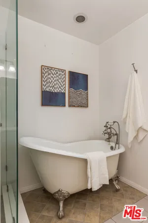 $1,999,999 | 5044 Varna Avenue, Sherman Oaks, CA 91423