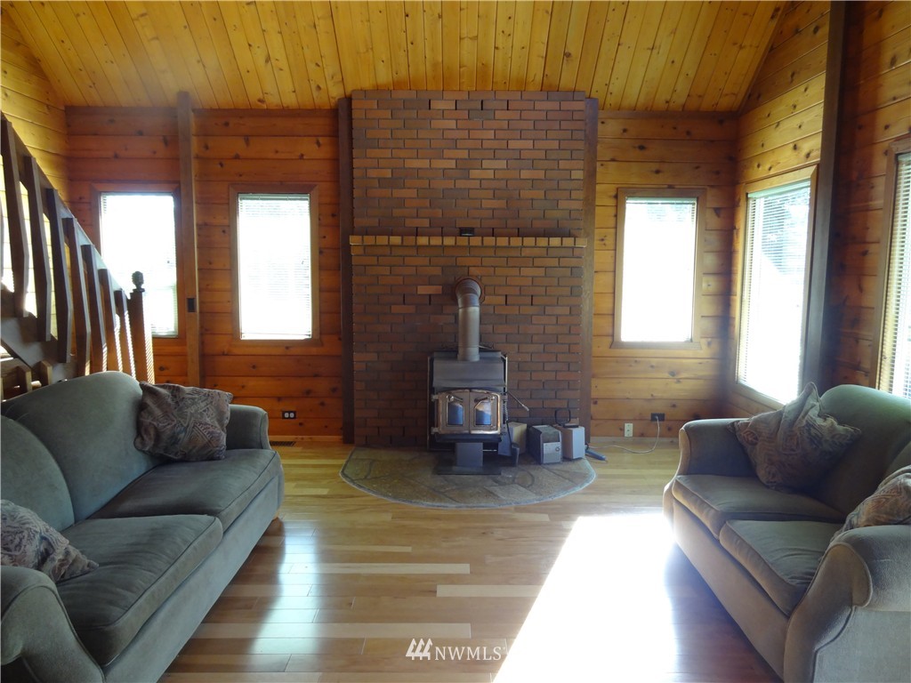 105 Champion Road Port Angeles, WA 98362 - Photo 14 of 25