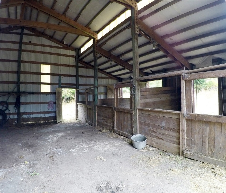 105 Champion Road Port Angeles, WA 98362 - Photo 10 of 25