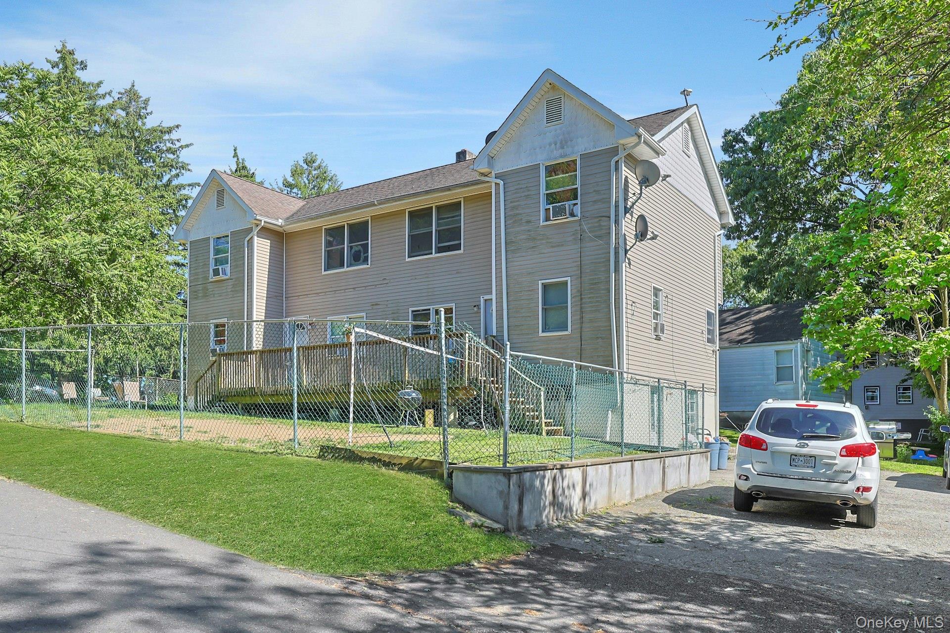 2 Ohio Avenue Spring Valley, NY 10977 - Photo 3 of 11