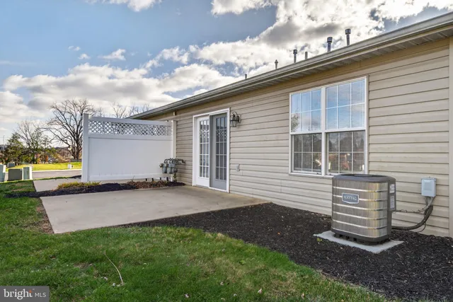 $210,000 | 2 Hagarman Drive, Unit 2, York, PA 17408