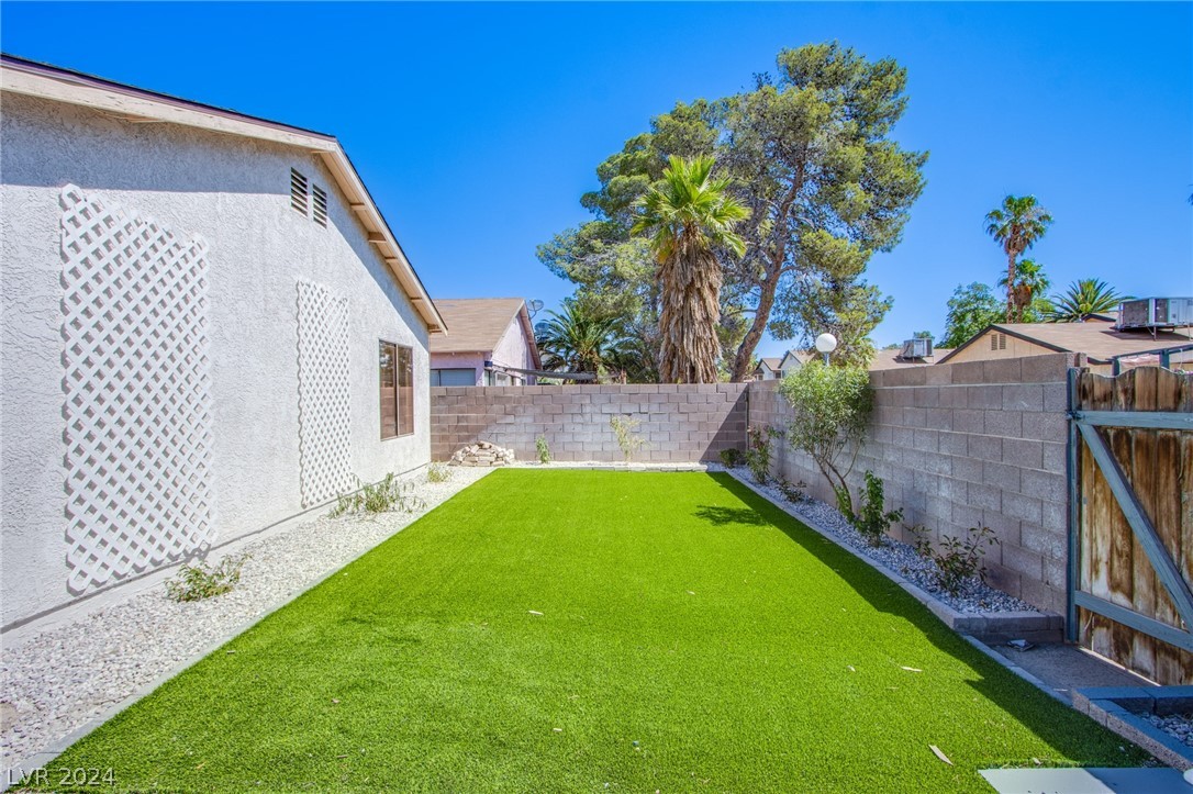 4776 Monaco Road Las Vegas, NV 89121 - Photo 24 of 30 Gallery Image 24
