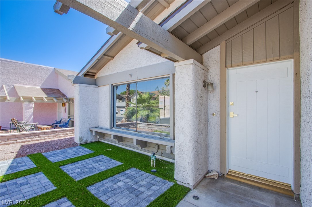 4776 Monaco Road Las Vegas, NV 89121 - Photo 3 of 30 Gallery Image 3